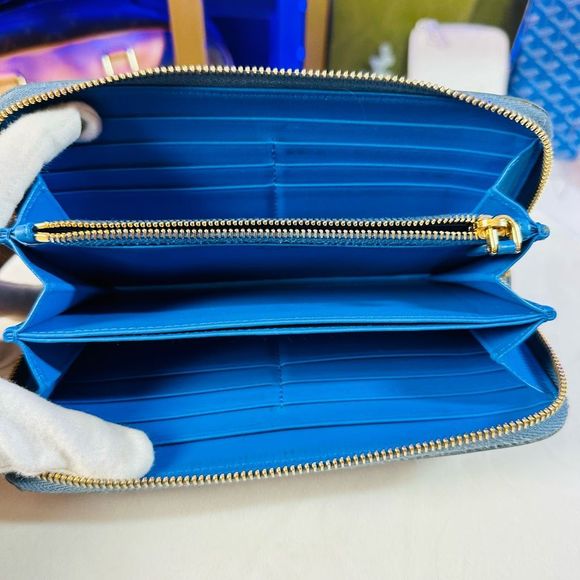 PRADA Saffiano Leather Dual Blue Color Limited Edition Premium Very Rare Large O - Picture 8 of 14